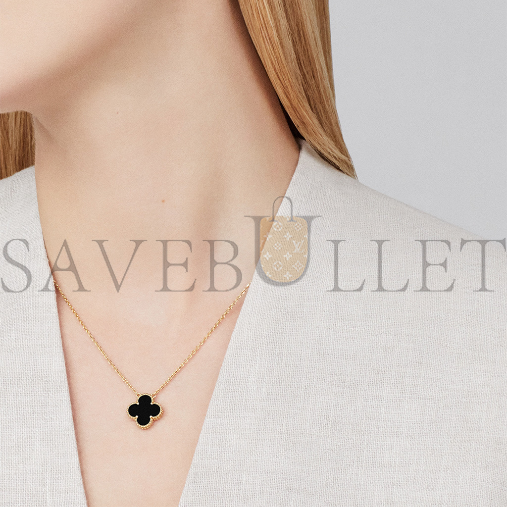 V*N CL*F arpels vintage alhambra pendant - yellow gold, onyx vcara45800